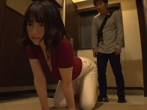 AUKG-575 Bạn thân đồng tính nữ ~Yu và Hitomi thì thầm vào tai tôi rằng tôi yêu bạn~