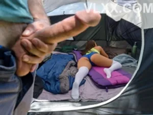 Quán trọ ế ẩm vì cạnh tranh, cô chủ nghĩ ra cách thu hút khách độc lạ