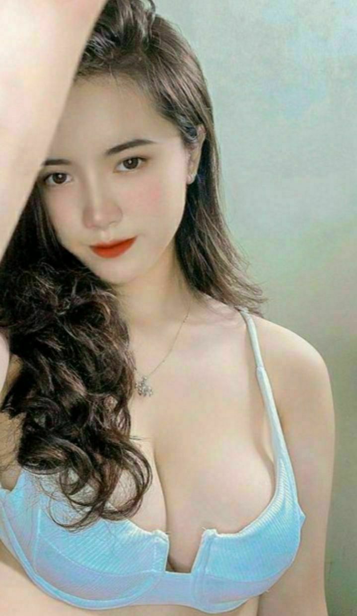 UMSO-487 Phụ nữ trưởng thành xinh đẹp khỏa thân quan sát 50 người